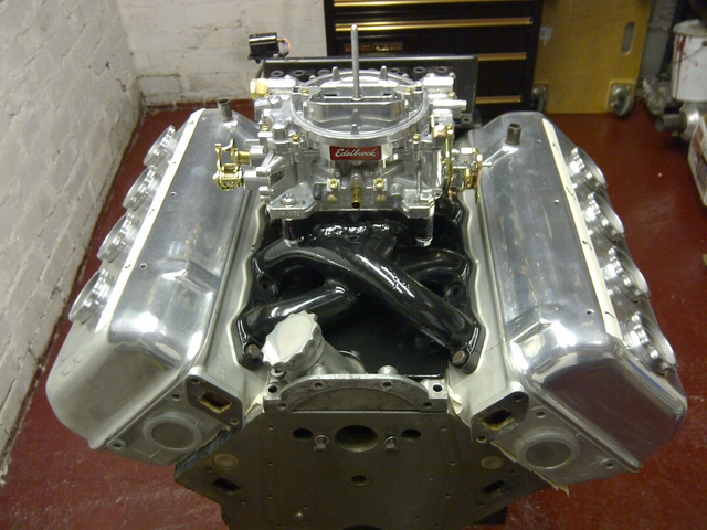 Daimler Hemi V8 2.5ltr